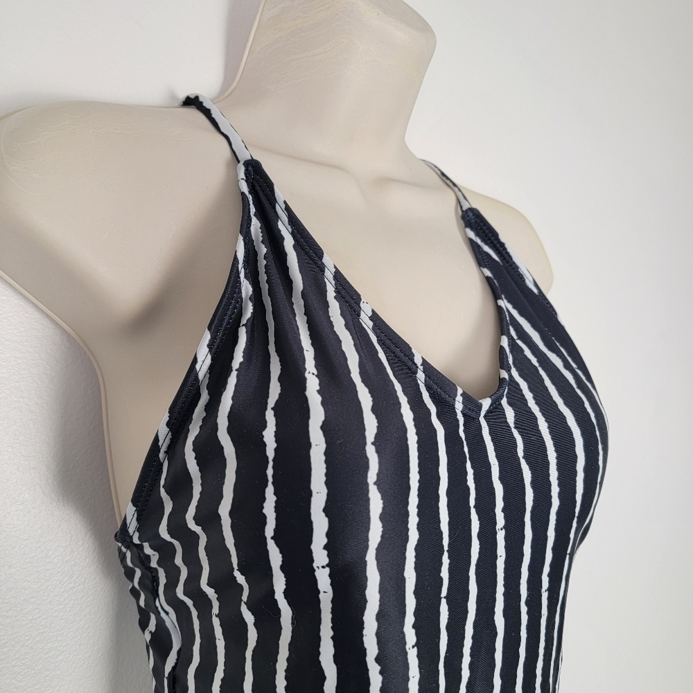 Cupshe Little Lady Black & White Striped One Piece Swimsuit M - Picture 15 of 16